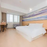 Starway Hotel At Pudong